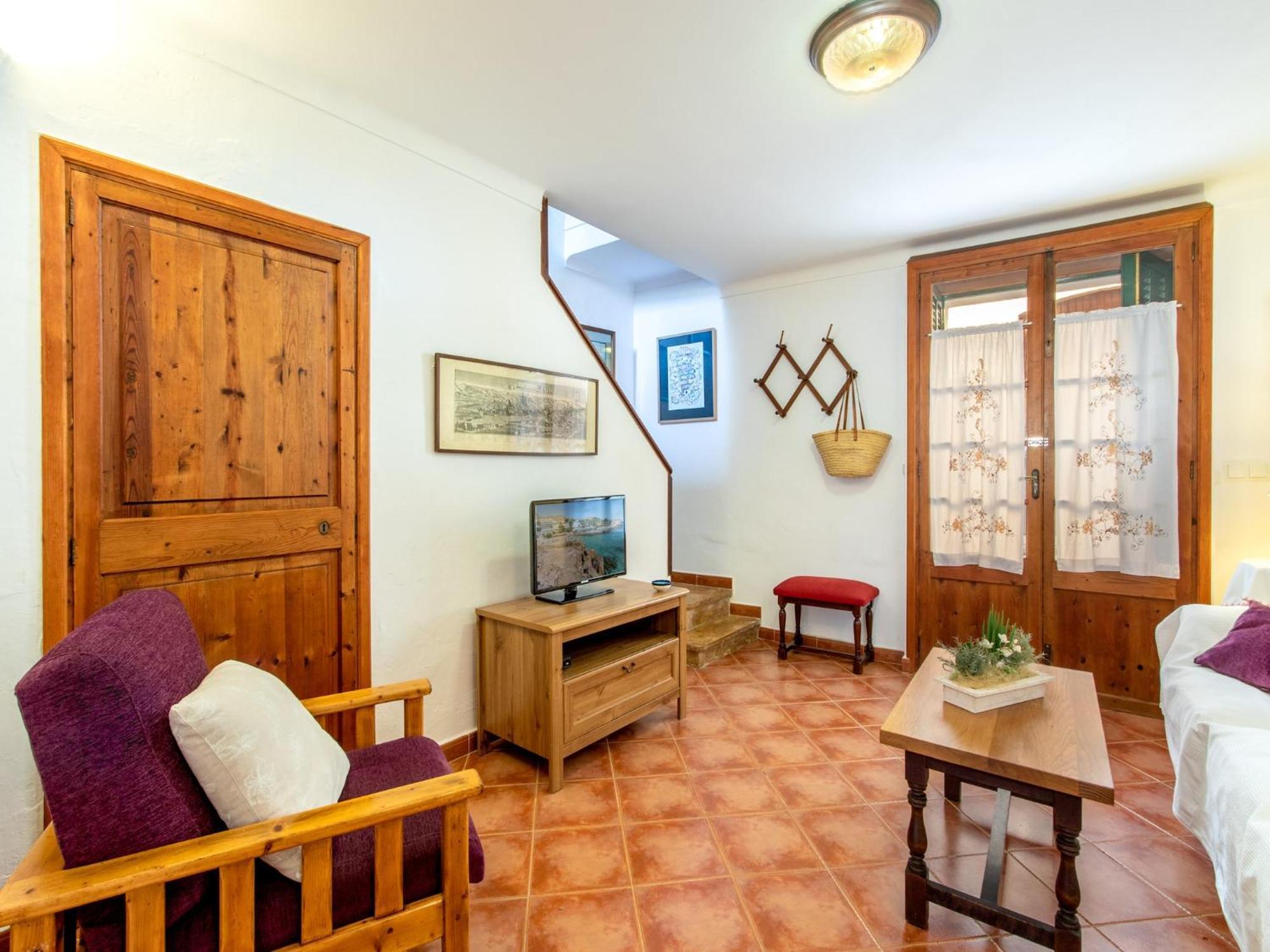 Amazing In With Patio Apartment