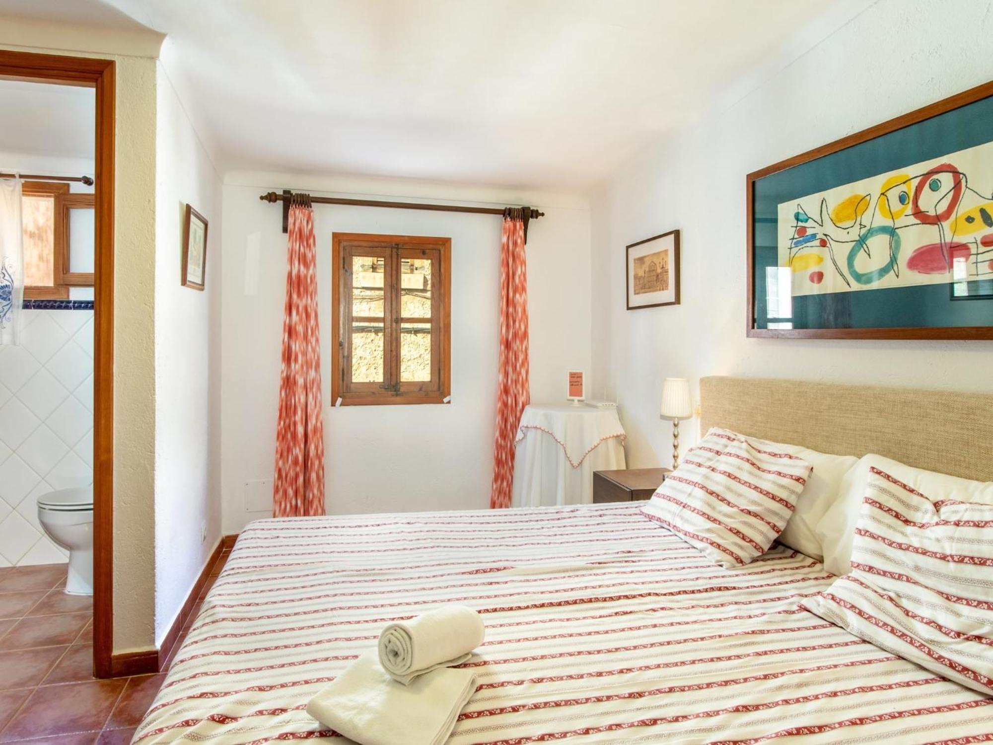Amazing In With Patio Apartment *